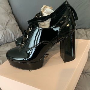 Chinese Laundry size 8 Women’s platform loafers